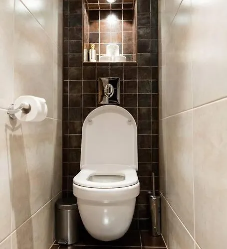 Dictumfactum Modern Viru Gates Apartman