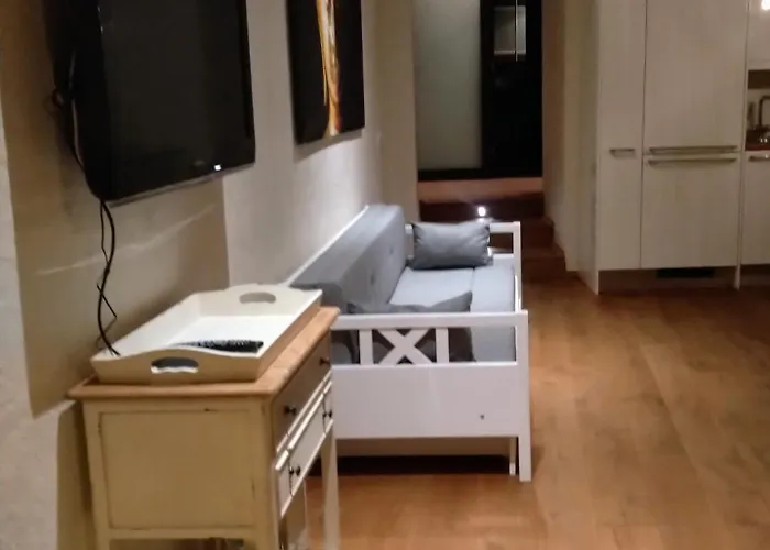 Dictumfactum Modern Viru Gates Apartman *